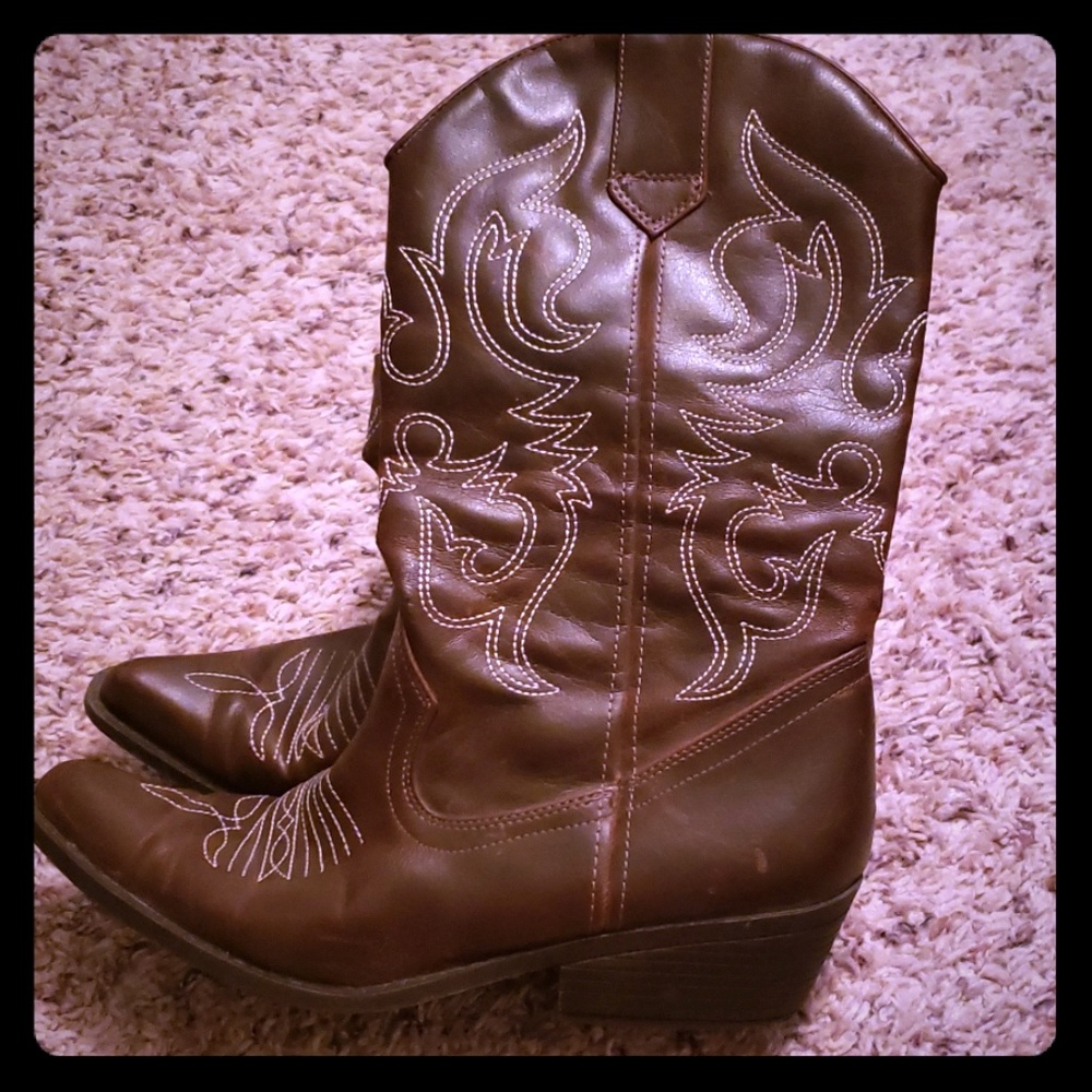 Boots 👢